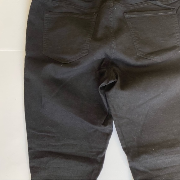 Old Navy Rockstar Jeans 16 - Picture 13 of 14